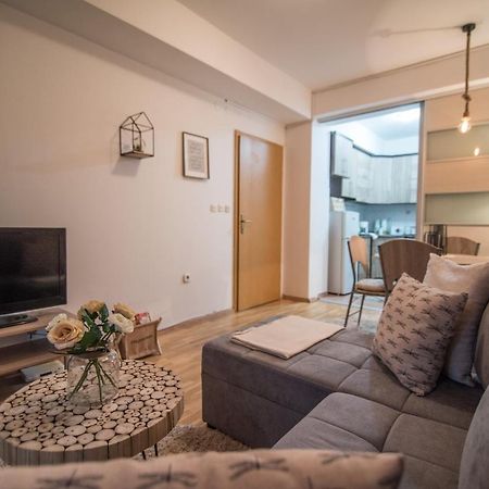 Apartament M Place Skopje Zewnętrze zdjęcie