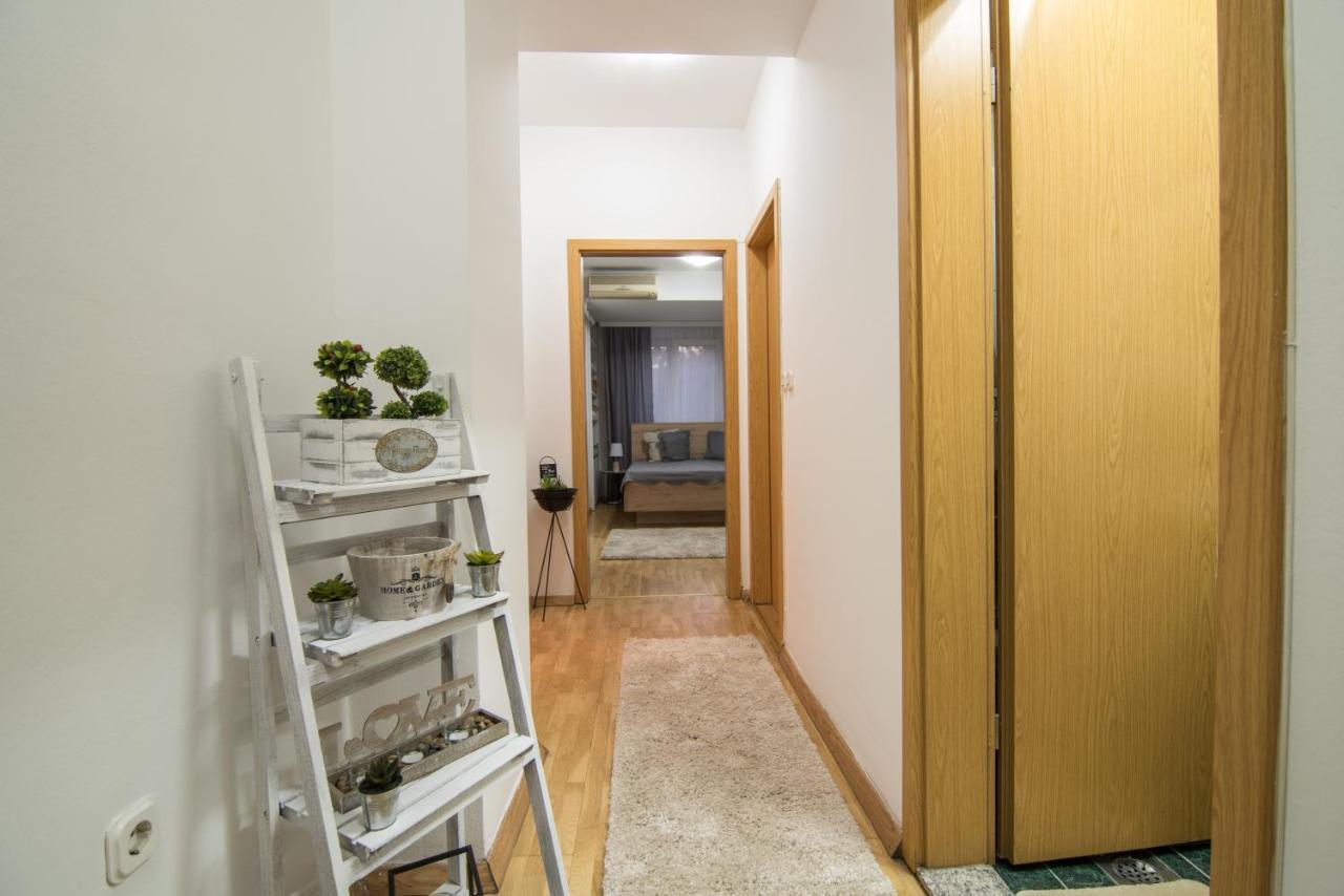 Apartament M Place Skopje Zewnętrze zdjęcie